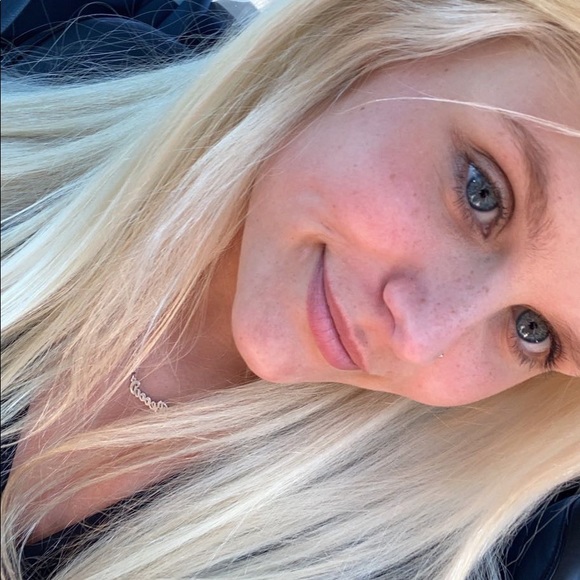 becca_vala2